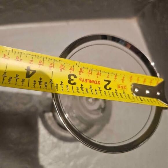 Dorothy Thorpe Silver Rim Martini Glass 5" x 3" - Picture 5 of 5